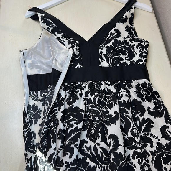Ann Taylor Loft Cocktail Dress Size 2 - Picture 6 of 12